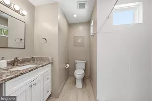 3530 Slade Run Dr, Falls Church, VA 22042 - Photo 40