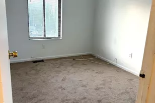 2112 Berger Pl, Herndon, VA 20170 - Photo 12