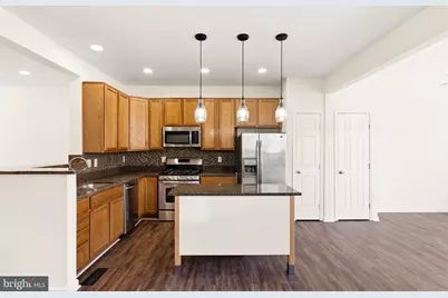 7864 Dogue Indian Circle, Lorton, VA 22079 - Photo 6