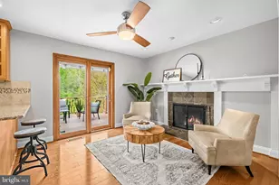6021 Liberty Bell Ct, Burke, VA 22015 - Photo 10