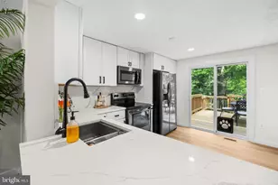 1577 Bennington Woods Ct, Reston, VA 20194 - Photo 6
