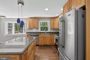 2909 Blue Robin Ct, Oak Hill, VA 20171 - Photo 12
