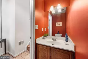 2100 Hutchison Grove Ct, Falls Church, VA 22043 - Photo 12