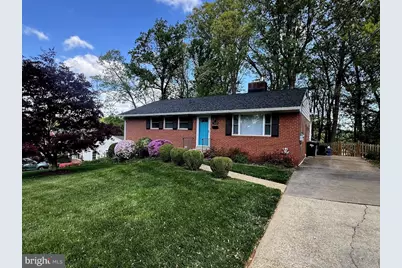 7608 Hamlet Street, Springfield, VA 22151 - Photo 2