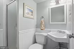 7608 Hamlet St, Springfield, VA 22151 - Photo 34