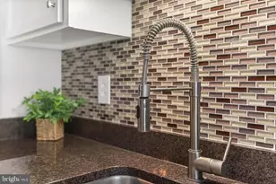 7451 Hatherleigh Ct, Alexandria, VA 22315 - Photo 20