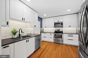 5725 Ridge View Dr, Alexandria, VA 22310 - Photo 10