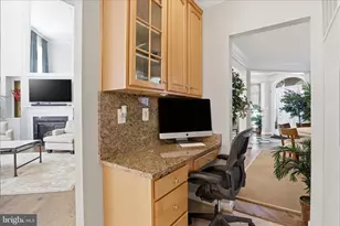 7323 Laurel Creek Ct, Springfield, VA 22150 - Photo 24
