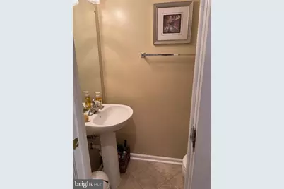2550 James Madison Circle, Herndon, VA 20171 - Photo 48
