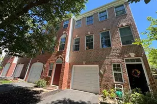 2550 James Madison Cir, Herndon, VA 20171 - Photo 1