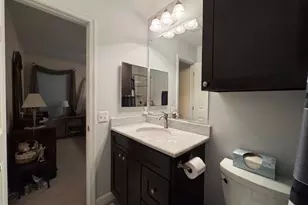 2550 James Madison Cir, Herndon, VA 20171 - Photo 32