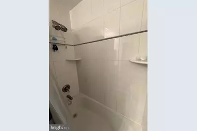 2550 James Madison Circle, Herndon, VA 20171 - Photo 30