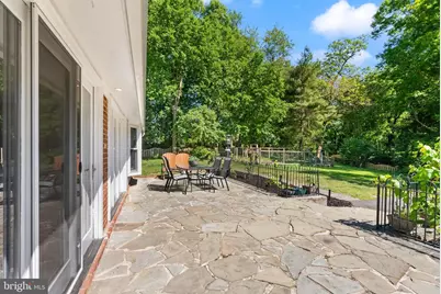 815 Seneca Road, Great Falls, VA 22066 - Photo 46