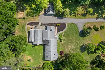 815 Seneca Road, Great Falls, VA 22066 - Photo 52