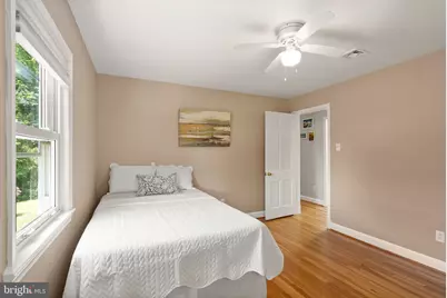 815 Seneca Road, Great Falls, VA 22066 - Photo 36