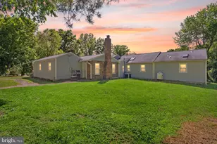 815 Seneca Rd, Great Falls, VA 22066 - Photo 50