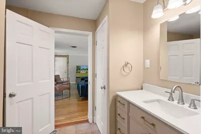815 Seneca Road, Great Falls, VA 22066 - Photo 40
