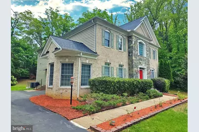 9205 Forest Greens Drive, Lorton, VA 22079 - Photo 2