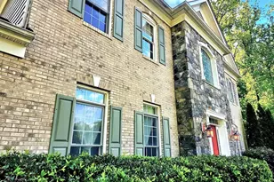9205 Frst Grns Dr, Lorton, VA 22079 - Photo 12