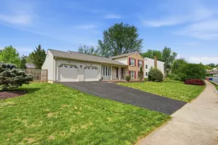 1630 Sadlers Wells Dr, Herndon, VA 20170 - Photo 4