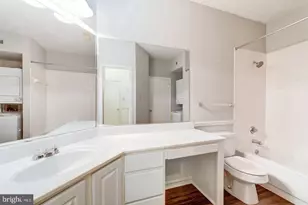 3903 Penderview Dr, Fairfax, VA 22033 - Photo 12