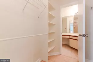 3916 Penderview Dr, Fairfax, VA 22033 - Photo 8