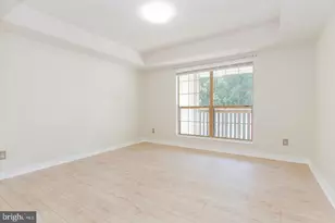 3916 Penderview Dr, Fairfax, VA 22033 - Photo 10