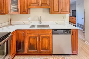 2674 Glengyle Dr, Vienna, VA 22181 - Photo 18