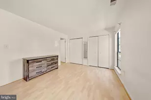 6912 Mary Caroline Cir, Alexandria, VA 22310 - Photo 8