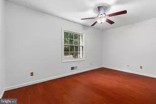 8123 Kingsway Ct, Springfield, VA 22152 - Photo 18