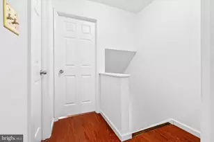 8123 Kingsway Ct, Springfield, VA 22152 - Photo 14