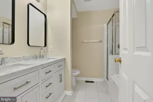 2492 Quick St, Herndon, VA 20171 - Photo 20