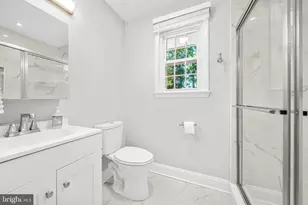 14711 Carlbern Dr, Centreville, VA 20120 - Photo 24