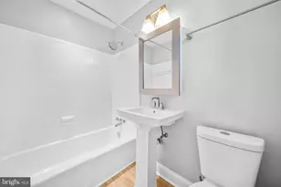 14711 Carlbern Dr, Centreville, VA 20120 - Photo 34