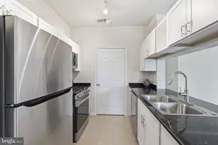 12909 Centre Park Cir, Herndon, VA 20171 - Photo 12