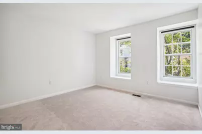 9909 Hemlock Woods Lane, Burke, VA 22015 - Photo 18