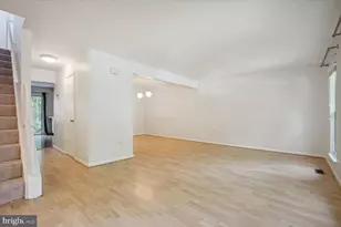 9909 Hemlock Woods Ln, Burke, VA 22015 - Photo 10