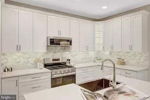 11413 Hollow Timber Way, Reston, VA 20194 - Photo 12