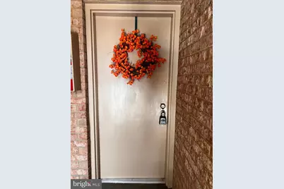 2620 Redcoat Drive #178, Alexandria, VA 22303 - Photo 2