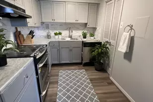 2620 Redcoat Dr, Alexandria, VA 22303 - Photo 10