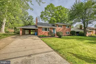 1635 Dinneen Dr, McLean, VA 22101 - Photo 2