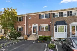 7201 Lake Cove Dr, Alexandria, VA 22315 - Photo 2