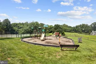 5815 Orchard Hill Ct, Clifton, VA 20124 - Photo 20