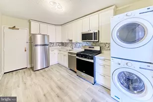 3705 S George Mason Dr, Falls Church, VA 22041 - Photo 16