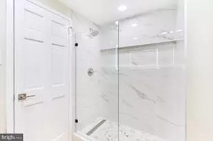 3705 S George Mason Dr, Falls Church, VA 22041 - Photo 12