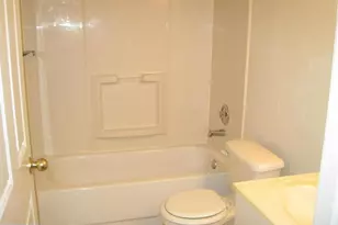 7059 Kings Manor Dr, Alexandria, VA 22315 - Photo 18