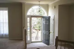 7059 Kings Manor Dr, Alexandria, VA 22315 - Photo 2