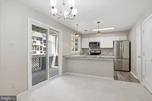 12898 Grays Pointe Rd, Fairfax, VA 22033 - Photo 10
