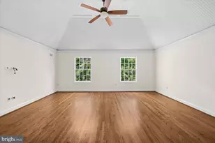 8405 Brookewood Ct, McLean, VA 22102 - Photo 32