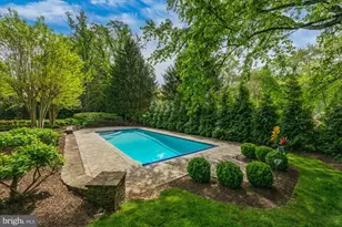 8405 Brookewood Ct, McLean, VA 22102 - Photo 4